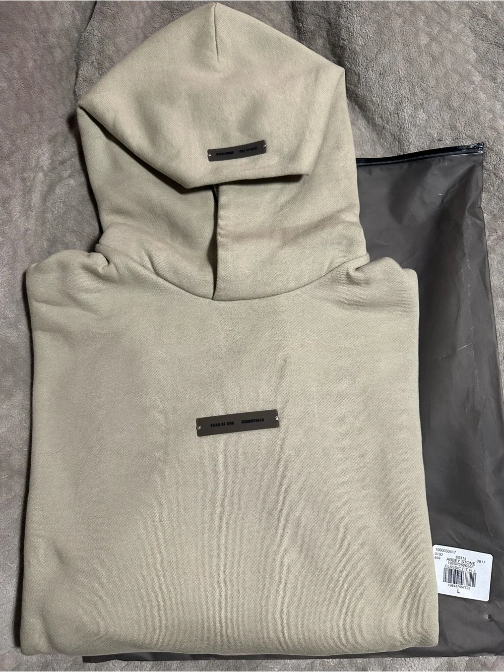 Essentials hoodie - Picture 1 of 2